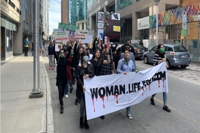 راهپیمایی ایرانیان اتاوا در حمایت از اعتراضات مردم ایران