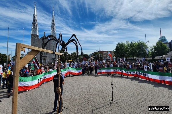 تجمع اعتراضی ایرانیان مقیم اتاوا در سالگرد کشته شدن مهسا امینی